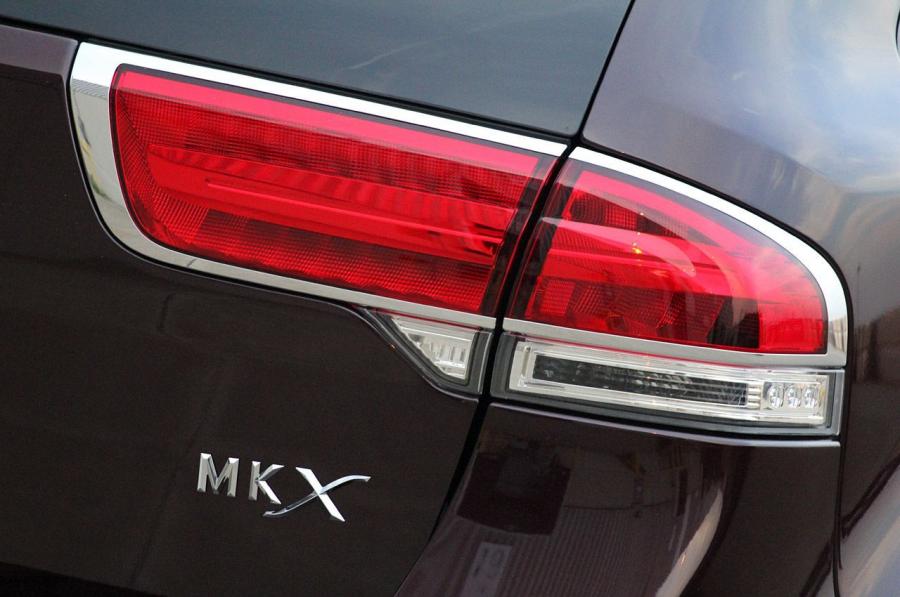  Lincoln MKX 2011 года  (фото 36 из 105)